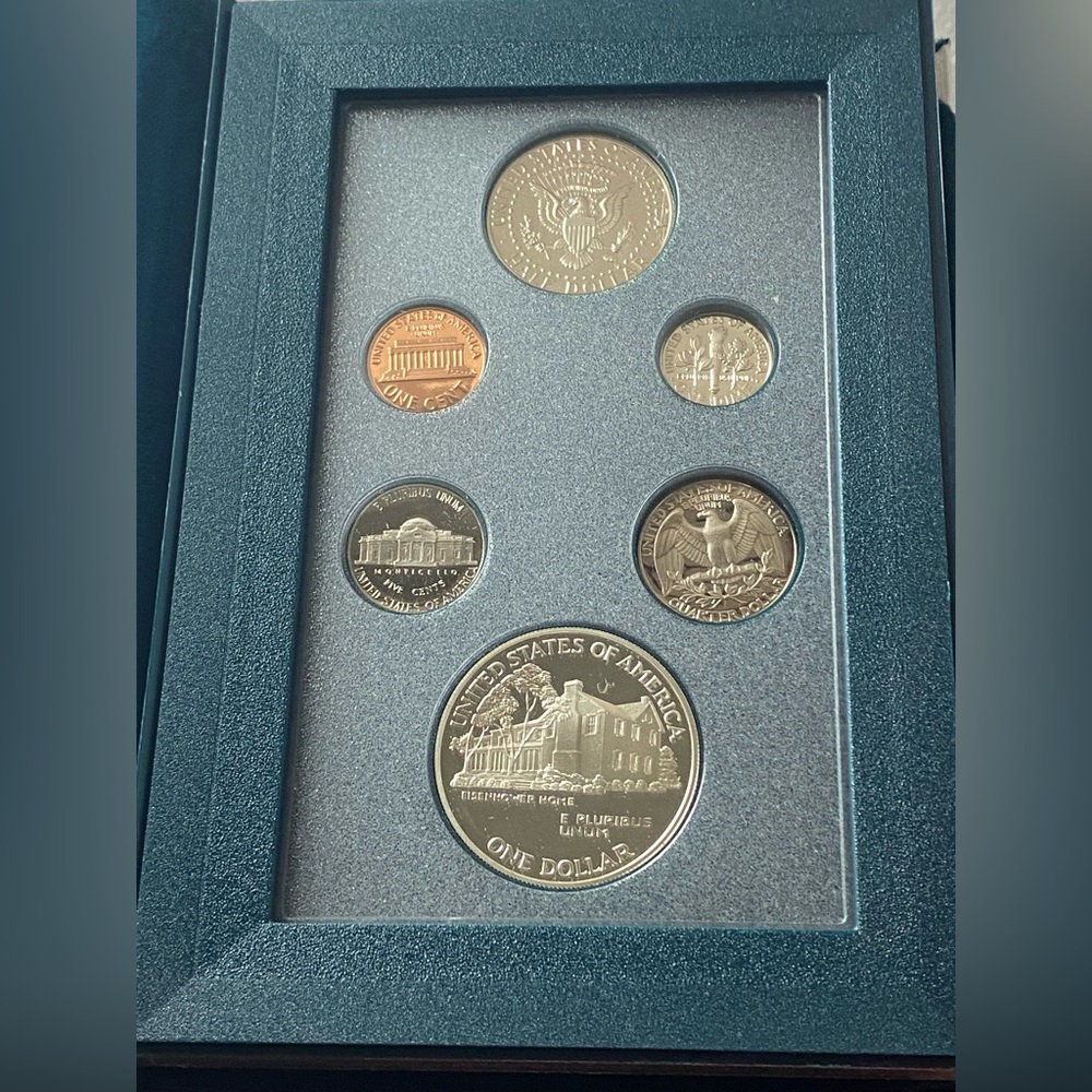 NWT.. 1990 US MINT PRESTIGE SET. - Picture 15 of 16